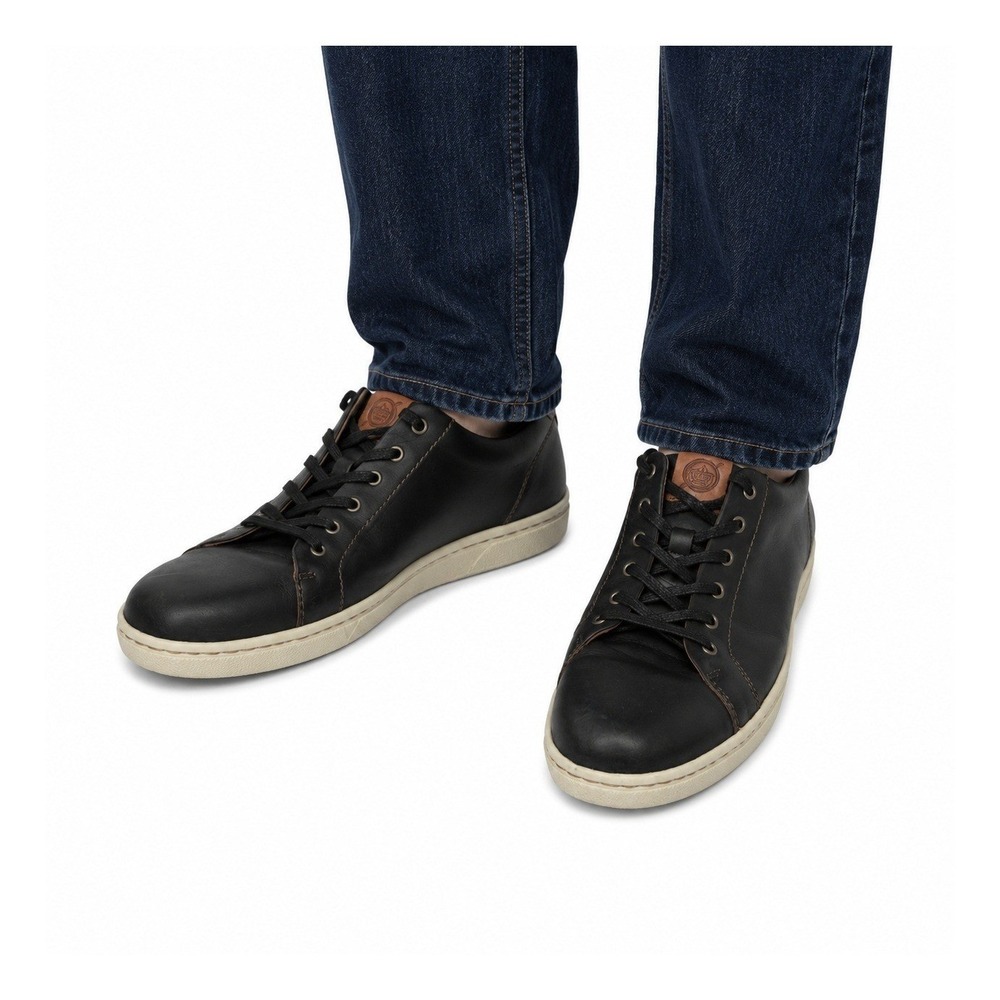 Born Sneakers Men 9.5M Black Leather Low Top Casual Shoes BM0007403